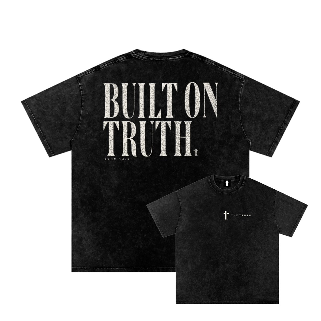 BUILT ON TRUTH Oversized T-Shirt (Light)