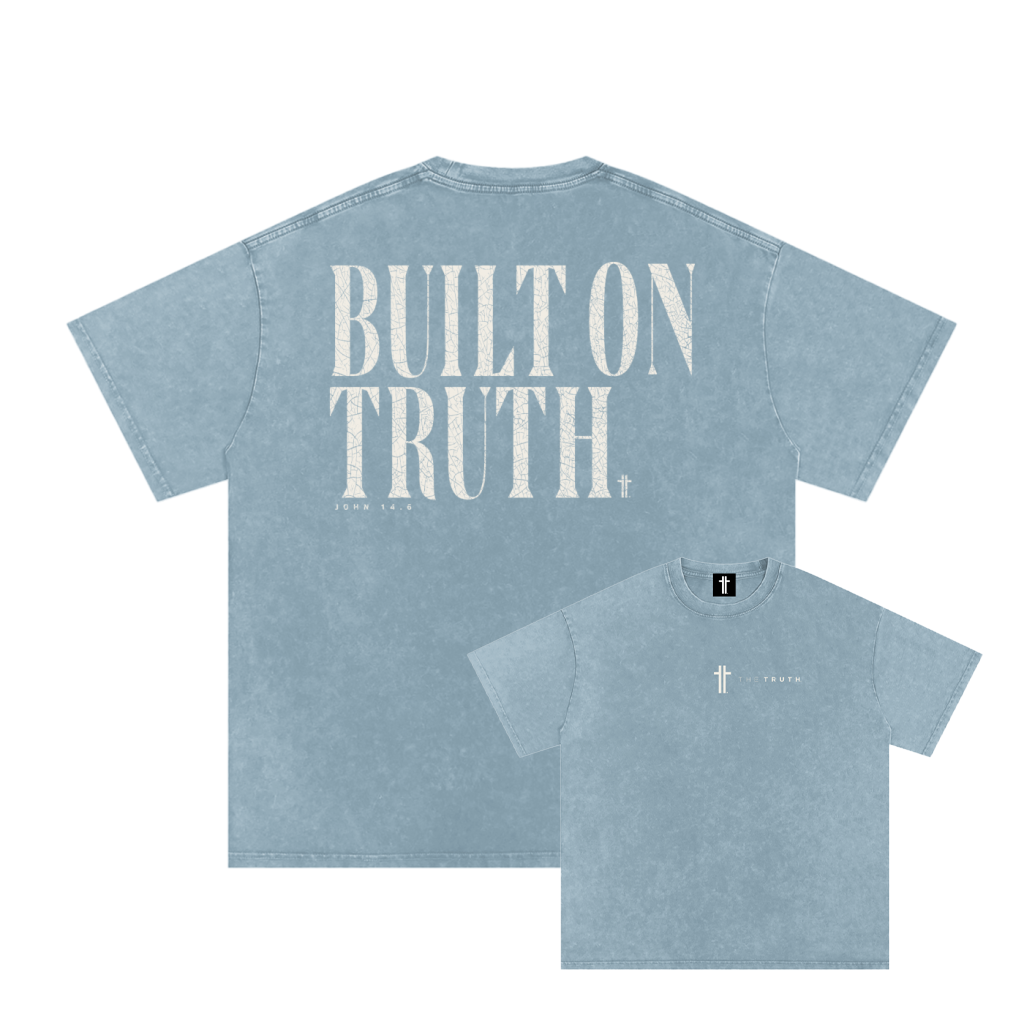 BUILT ON TRUTH Oversized T-Shirt (Light)